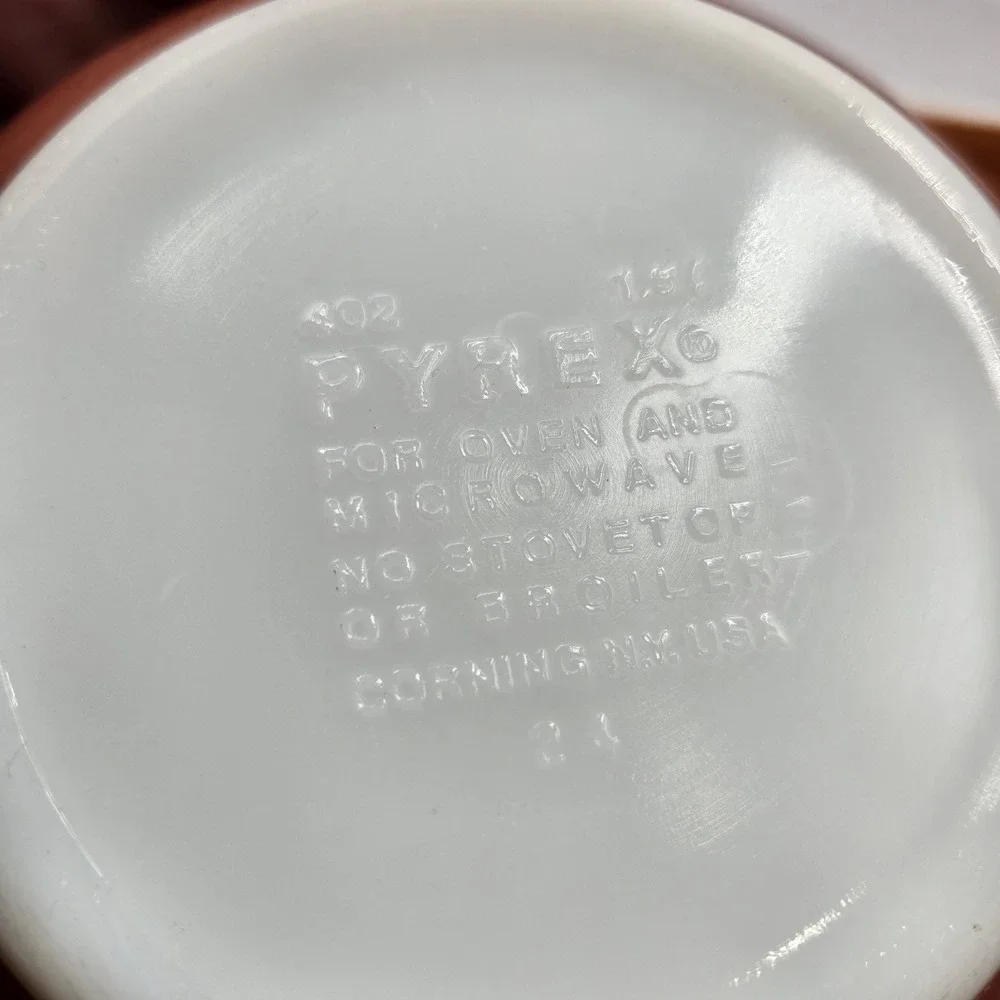 Vintage PYREX Autumn Harvest Wheat 402 403 Nesting Mixing Bowls Set of 2